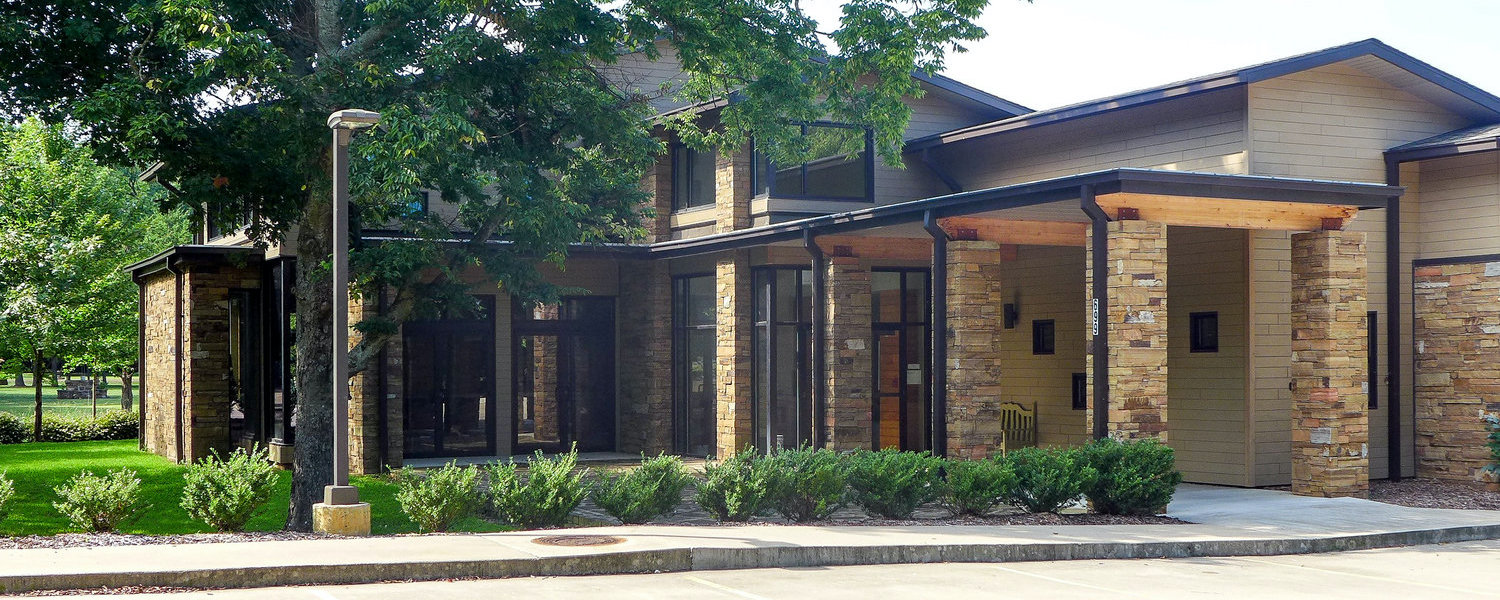 Front view of Temple Shalom of Northwest Arkansas, Fayetteville